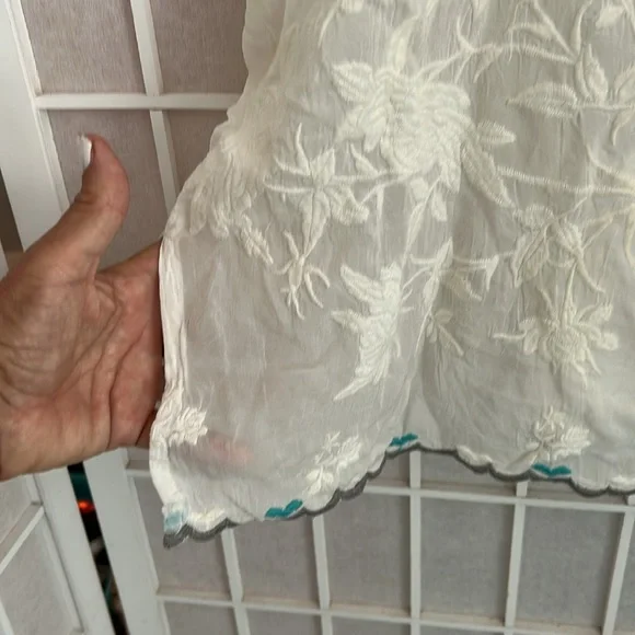 Sheer! Johnny Was Elegant White Embroidered Women's Top - Picture 4 of 7